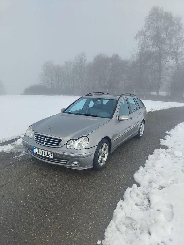 Beige Gebraucht 2006 Mercedes C220 Avantgarde Kombi | 1.600 € (Superpreis) - Bild 1/4