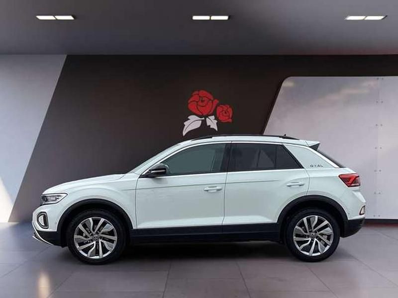 Gebraucht VW T-Roc Goal 150 PS (110 kW) 2024 Pure white SUV