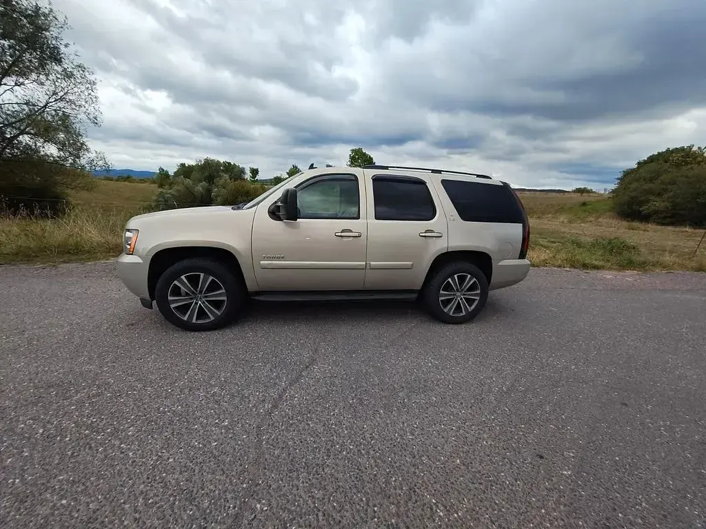 Gebraucht Chevrolet Tahoe 325 PS (239 kW) 2008 Gold SUV