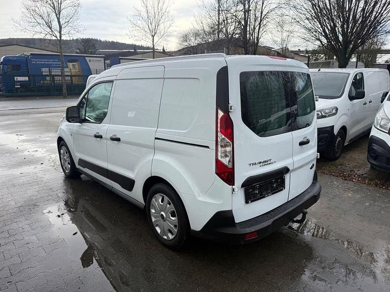 Gebraucht Ford Transit Connect 75 PS (55 kW) 2020 Weiß Van / Kleinbus