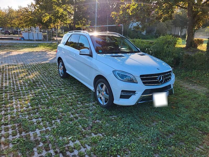 Gebraucht Mercedes ML250 204 PS (150 kW) 2013 Weiß SUV