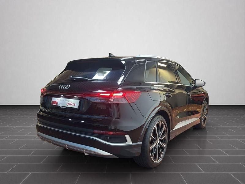 Gebraucht Audi Q4 e-tron Ambiente 125 kW (170 PS) 2022 Mythosschwarz metallic SUV
