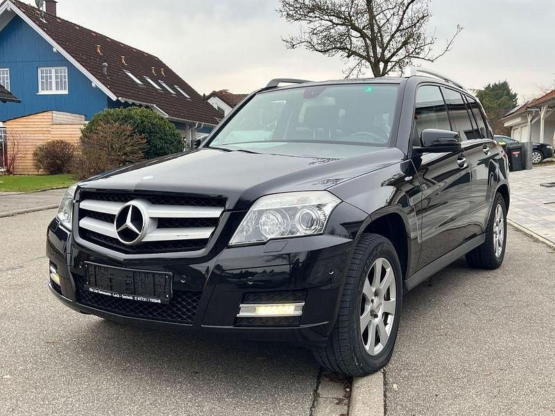Schwarz Gebraucht 2011 Mercedes GLK220 SUV | 8.900 € (Superpreis) - Bild 1/4