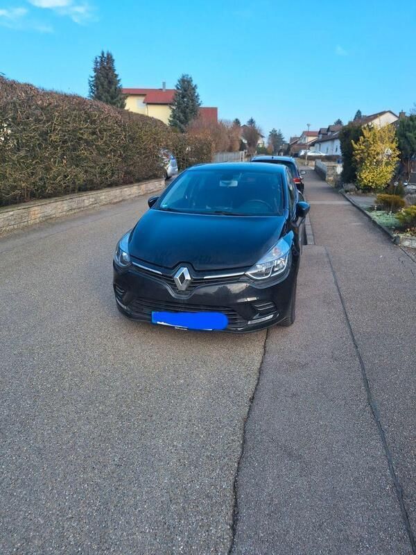 Gebraucht Renault Clio IV Intens 90 PS (66 kW) 2018 Schwarz Kleinwagen