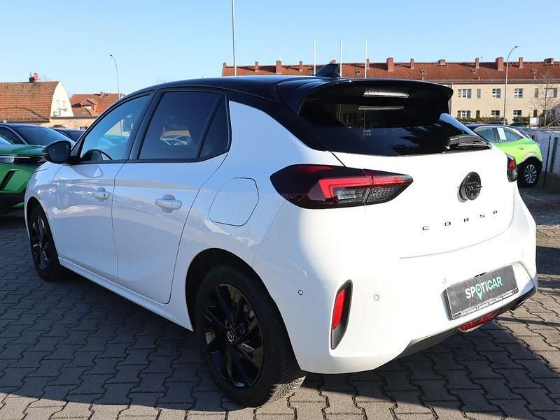 Gebraucht Opel Corsa 101 PS (74 kW) 2024 Weiß Limousine