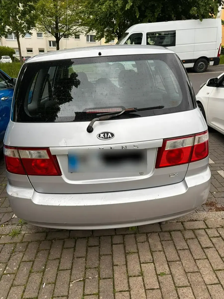 Brugt Kia Carens 144 HK (105 kW) 2006 Grå MPV
