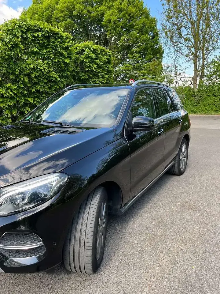 Gebraucht Mercedes GLE350 Exclusive 258 PS (189 kW) 2018 Schwarz SUV