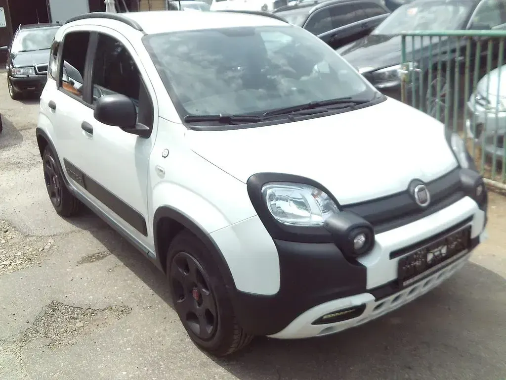 Gebraucht Fiat Panda Cross Cross 69 PS (50 kW) 2018 Weiß Kleinwagen