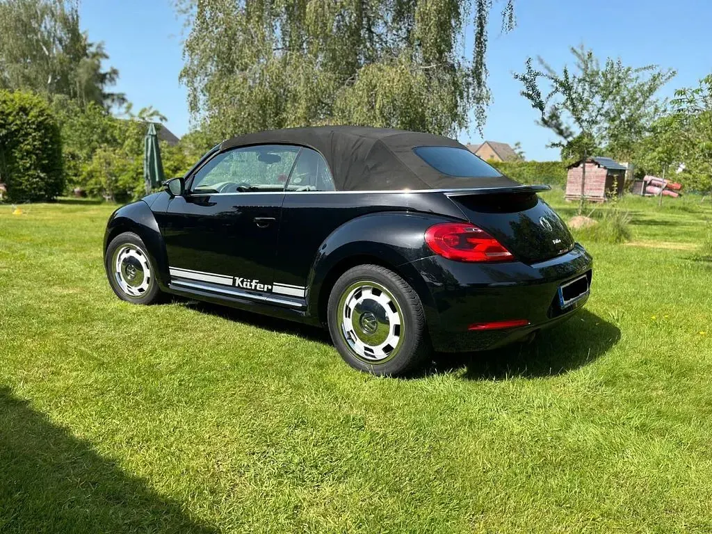 Gebraucht VW Beetle 105 PS (77 kW) 2014 Schwarz Kleinwagen