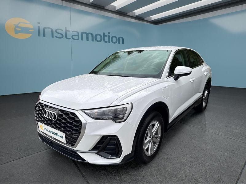 Weiß Gebraucht 2022 Audi Q3 Sportback SUV | 29.649 € (Guter Preis) - Bild 1/4