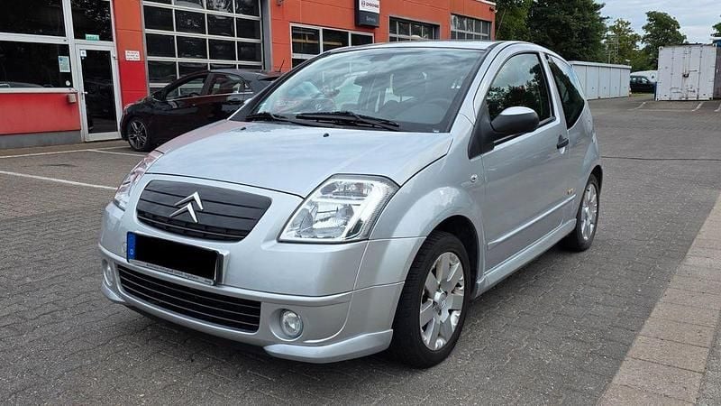 Silber Gebraucht 2007 Citroën C2 VTR Sport Kleinwagen | 2.750 € (Fairer Preis) - Bild 1/4