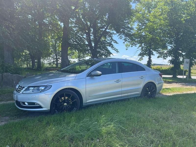 Gebraucht VW Passat Individual 143 PS (105 kW) 2016 Coupé