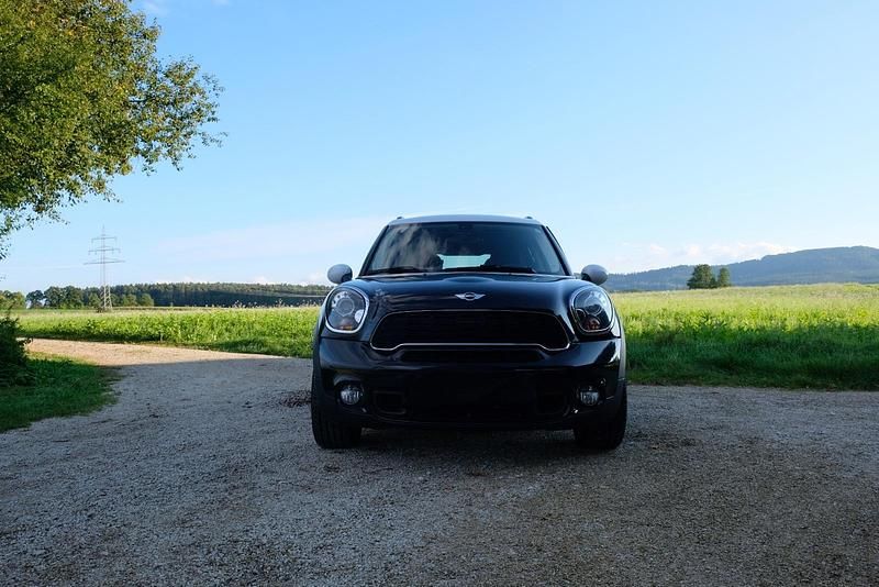 Schwarz Gebraucht 2012 Mini Cooper SD Countryman Chili SUV | 11.000 € (Fairer Preis) - Bild 1/4