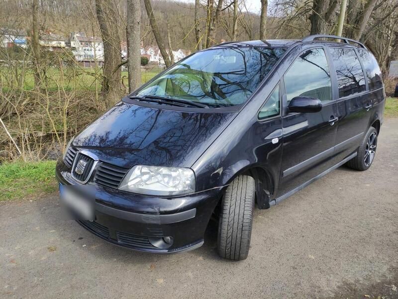 Schwarz Gebraucht 2008 Seat Alhambra Van / Kleinbus | 1.999 € (Superpreis) - Bild 1/4