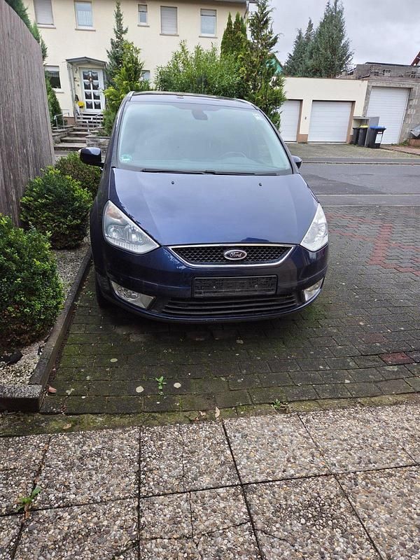 Gebraucht Ford Galaxy 140 PS (102 kW) 2007 Blau Van / Kleinbus