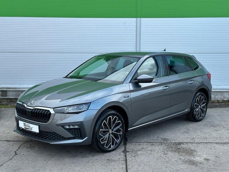 Grey metallic Gebraucht 2024 Skoda Scala First Edition Kleinwagen | 23.490 € (Fairer Preis) - Bild 1/2