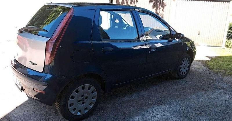 Gebraucht Fiat Punto Classica 60 PS (44 kW) 2009 Kleinwagen