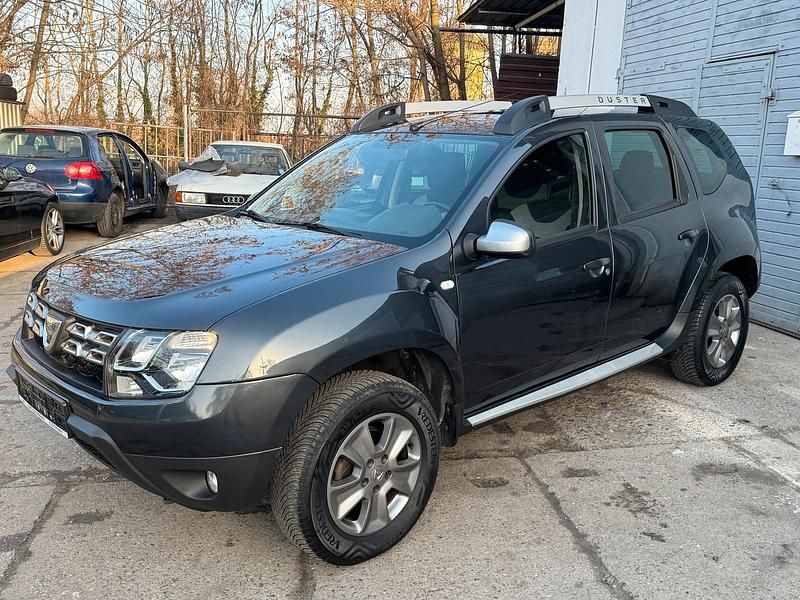 Gebraucht Dacia Duster 125 PS (91 kW) 2016 Grün SUV