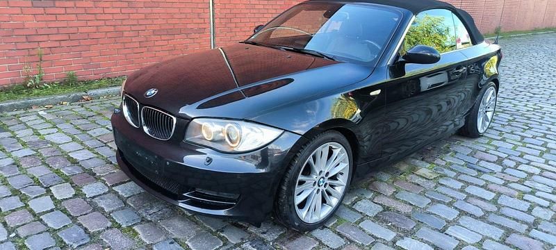 Schwarz Gebraucht 2008 BMW 125 Cabriolet Cabrio | 7.490 € (Fairer Preis) - Bild 1/4
