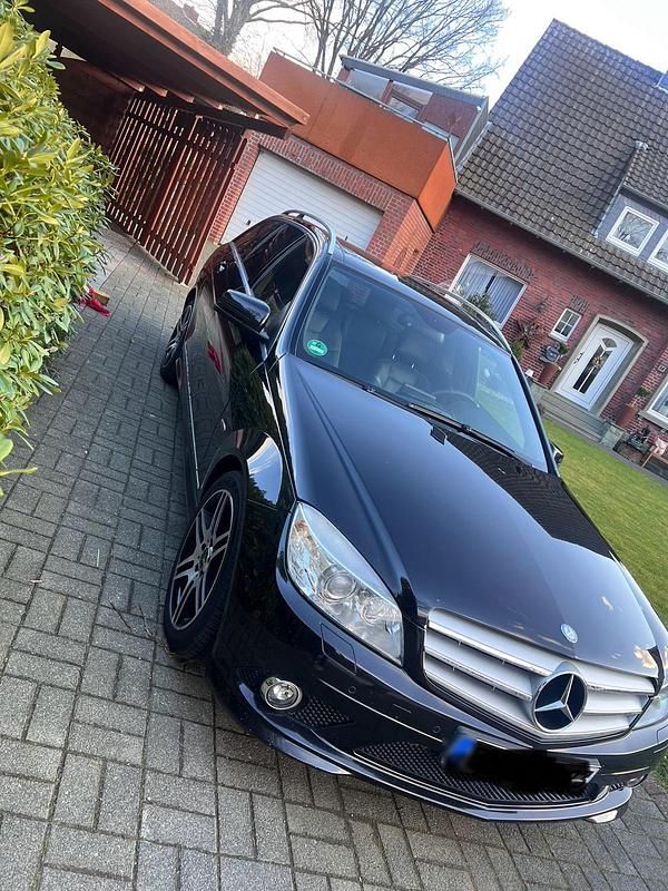 Gebraucht Mercedes C280 231 PS (169 kW) 2008 Schwarz Kombi