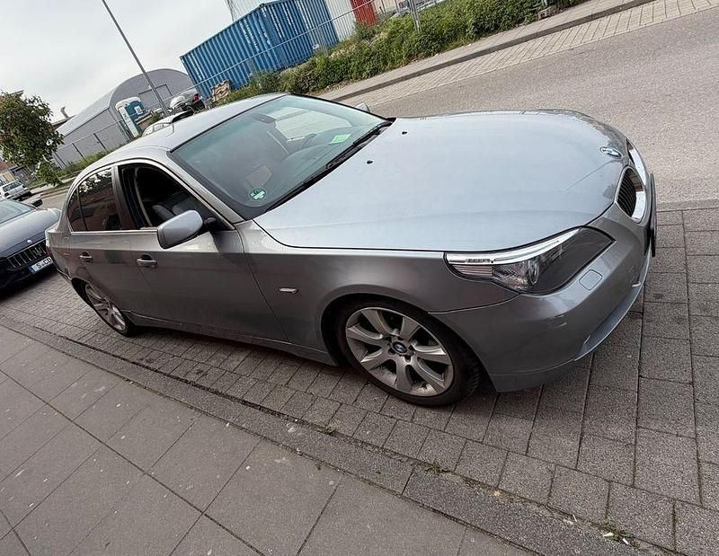 Gebraucht BMW 535 272 PS (200 kW) 2005 Grau Limousine
