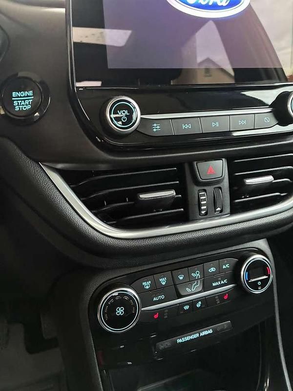 Gebraucht Ford Puma Titanium 125 PS (91 kW) 2021 Schwarz SUV