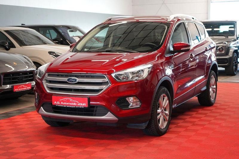 Rot Gebraucht 2018 Ford Kuga Trend SUV | 12.950 € (Superpreis) - Bild 1/4