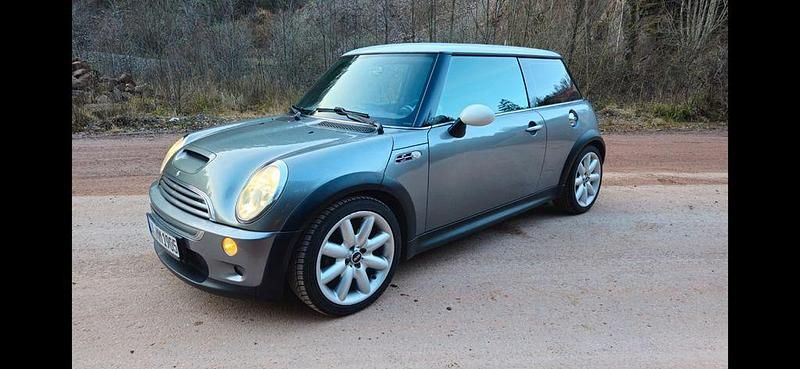 Używany Mini Cooper S 163 KM (119 kW) 2004 Szary Hatchback