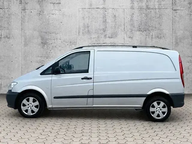Gebraucht Mercedes Vito Edition 163 PS (119 kW) 2012 Grau Van