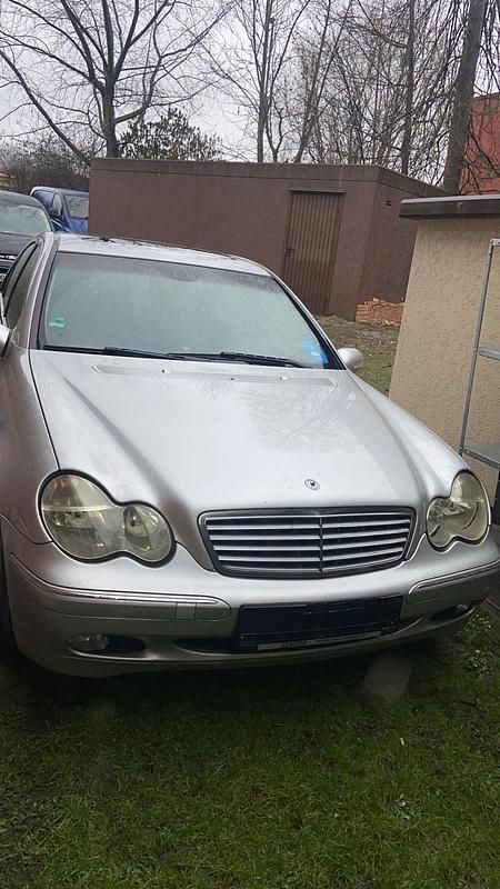 Gebraucht Mercedes C180 143 PS (105 kW) 2003 Grau Limousine
