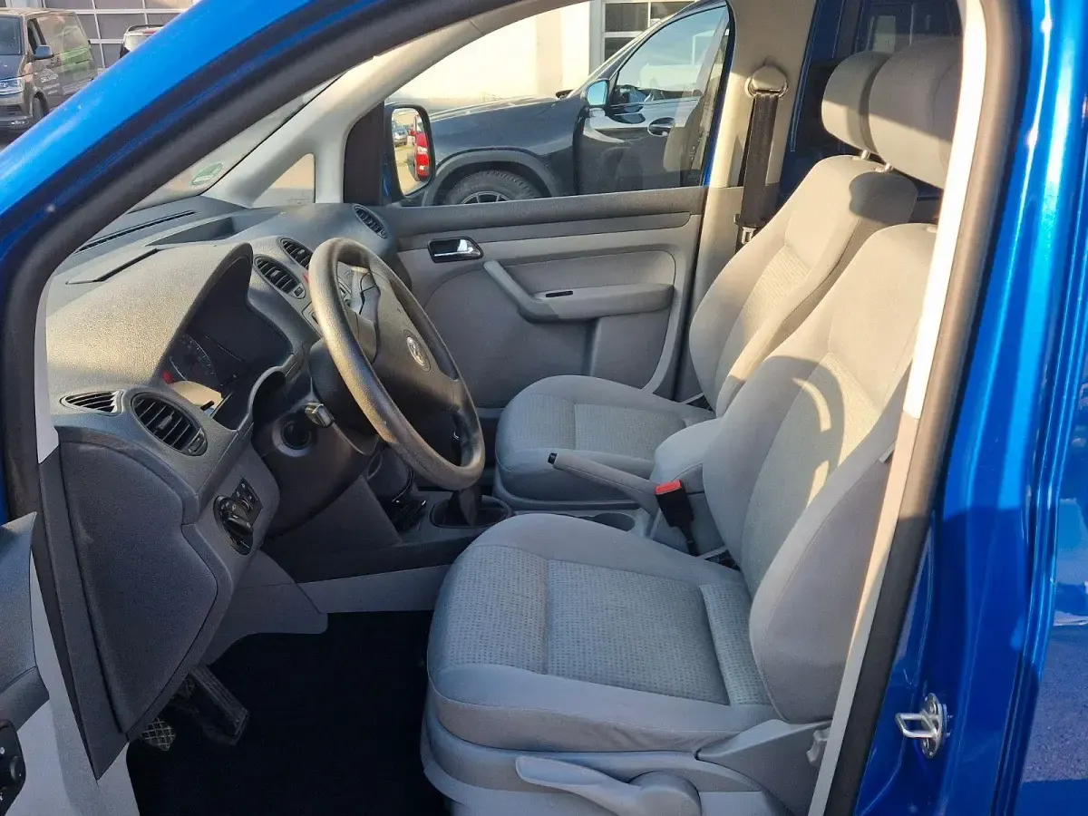 Gebraucht VW Caddy Life 102 PS (75 kW) 2009 Blau Van / Kleinbus