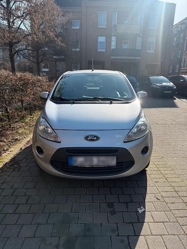 Gebraucht Ford Ka 69 PS (50 kW) 2014 Silber Kleinwagen