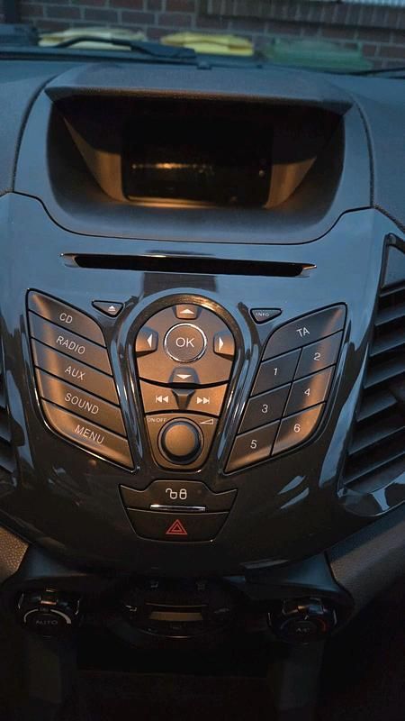 Gebraucht Ford Ecosport 125 PS (91 kW) 2014 Gelb SUV