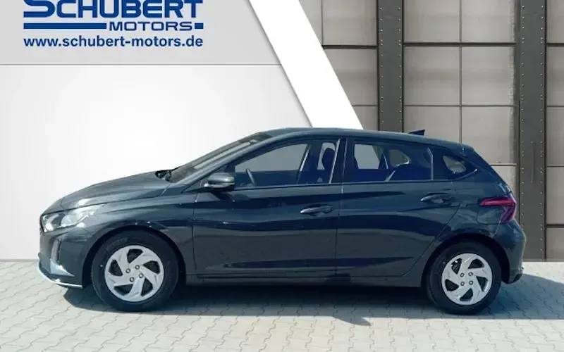 Gebraucht Hyundai i20 Select 100 PS (73 kW) 2025 Grau Kleinwagen