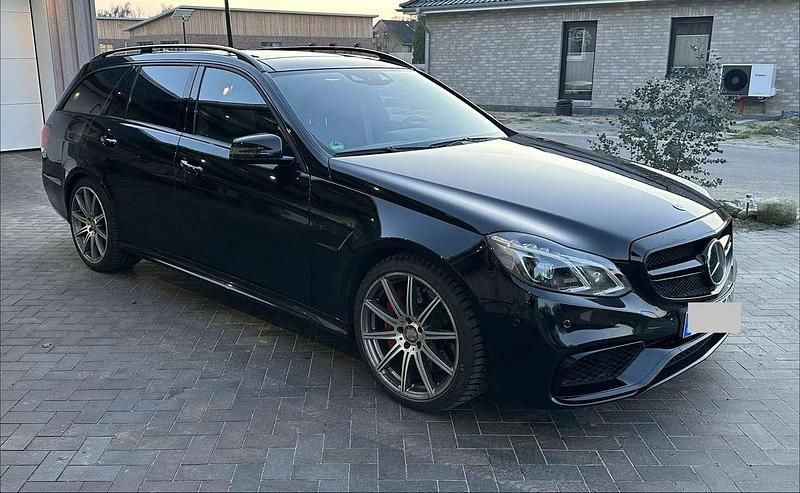 Gebraucht Mercedes E63S AMG AMG 585 PS (430 kW) 2013 Schwarz Kombi