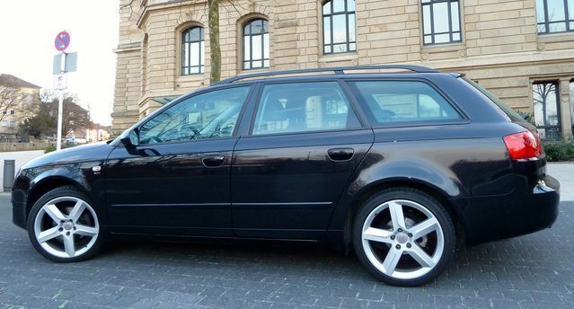 Gebraucht Seat Exeo Style 143 PS (105 kW) 2010 Schwarz metallic Kombi
