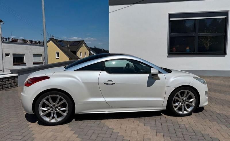 Gebraucht Peugeot RCZ 156 PS (114 kW) 2012 Weiß Coupé