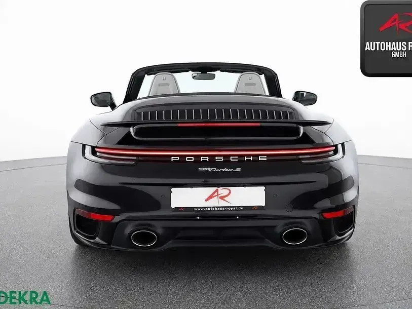 Gebraucht Porsche 911 Turbo S Cabriolet 710 PS (522 kW) 2021 Tiefschwarz Cabrio