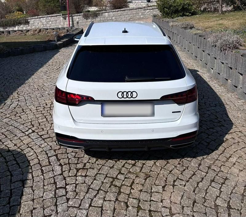 Gebraucht Audi A4 S-Line 204 PS (150 kW) 2023 Weiß Kombi