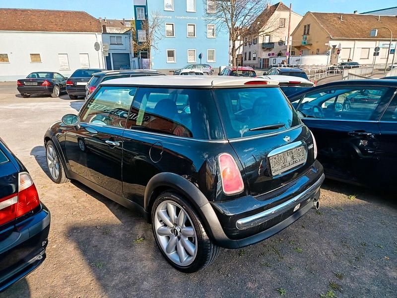 Second-hand Mini Cooper 116 CP (85 kW) 2002 Negru Hatchback