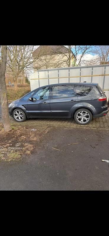 Gebraucht Ford S-MAX S 140 PS (102 kW) 2010 Grau Van / Kleinbus