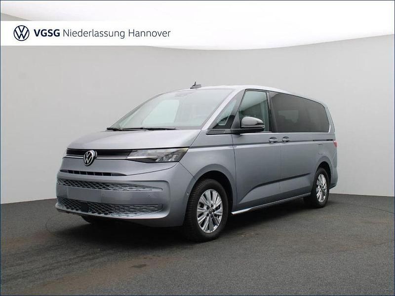 Gebraucht VW Multivan Life 150 PS (110 kW) 2025 Silber Van