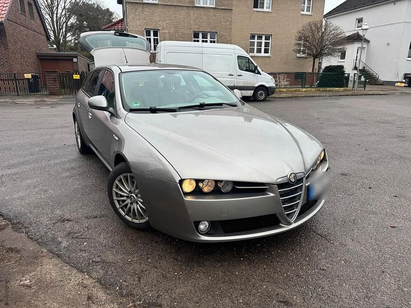 Gebraucht Alfa Romeo 159 160 PS (117 kW) 2010 Grau Kombi