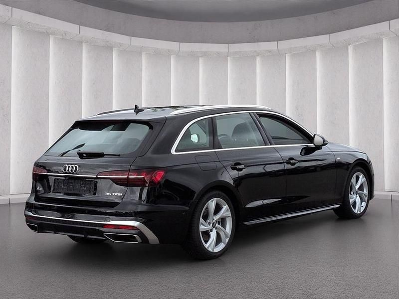 Gebraucht Audi A4 S-Line 150 PS (110 kW) 2025 Schwarz Kombi