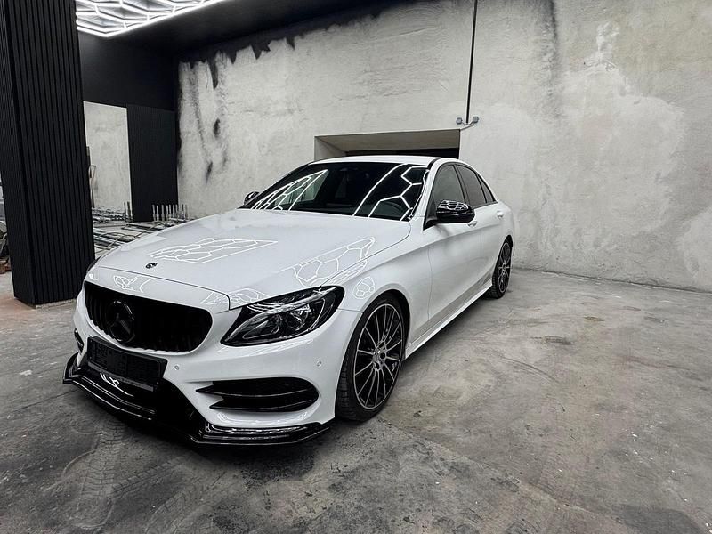 Gebraucht Mercedes C300 245 PS (180 kW) 2017 Weiß Limousine