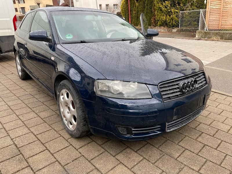 Gebraucht Audi A3 115 PS (84 kW) 2005 Blau Kleinwagen