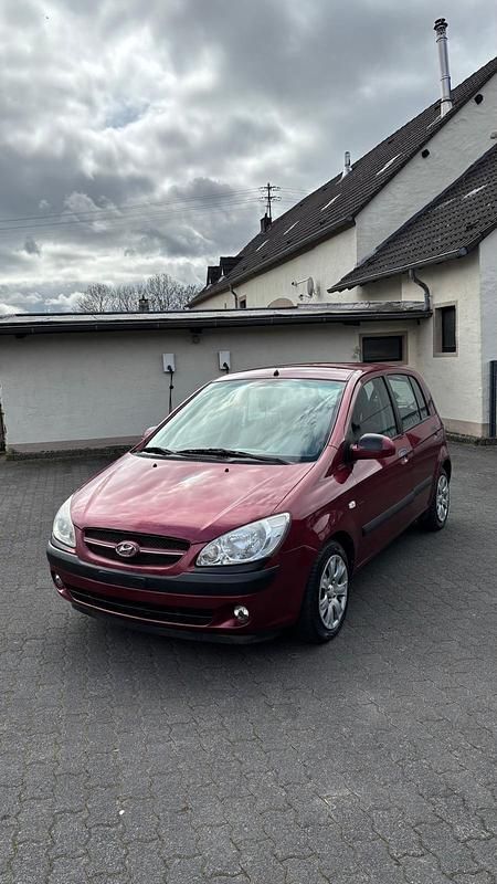 Gebraucht Hyundai Getz 90 PS (66 kW) 2008 Rot Kleinwagen