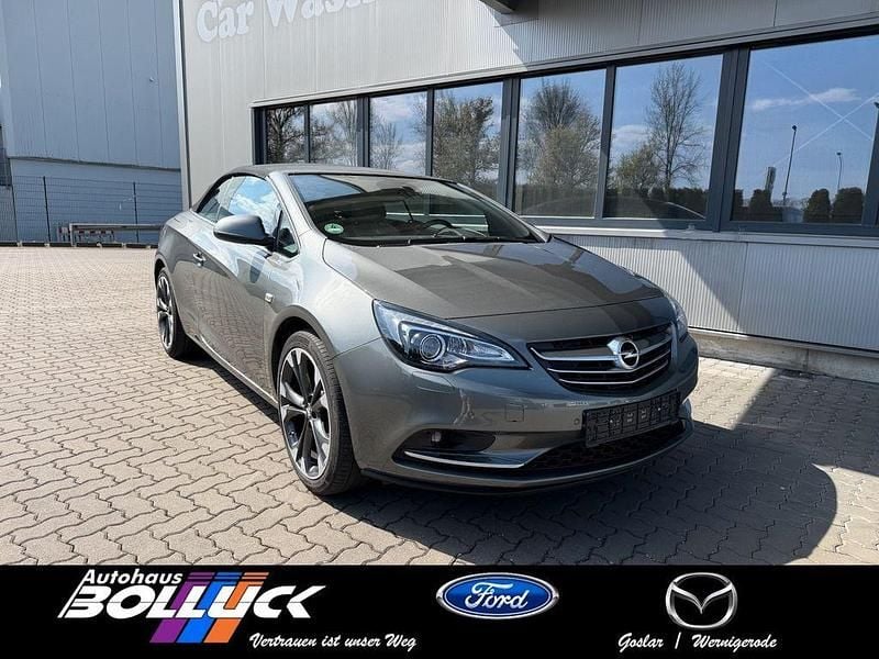 Second-hand Opel Cascada Active 140 CP (102 kW) 2016 Gri Cabrio