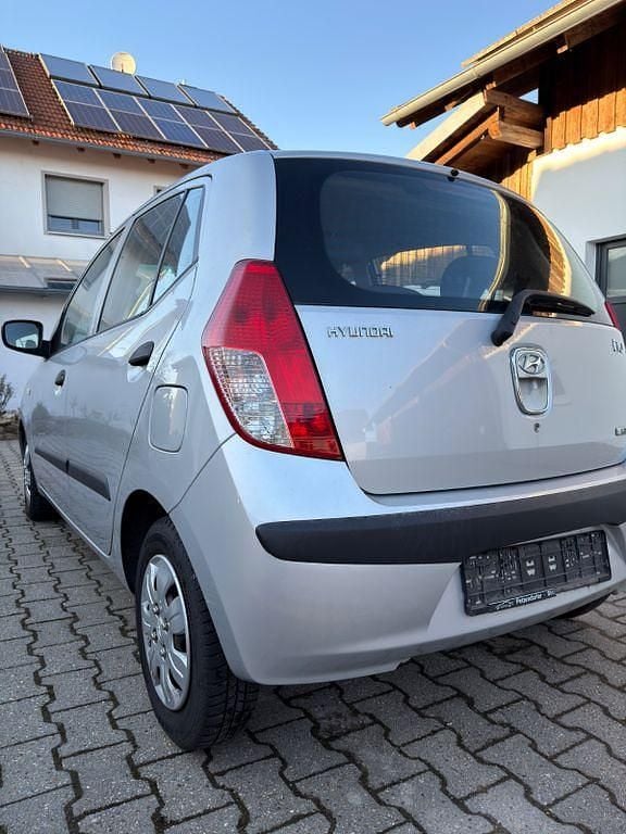 Gebraucht Hyundai i10 Style 77 PS (56 kW) 2008 Silber Kleinwagen