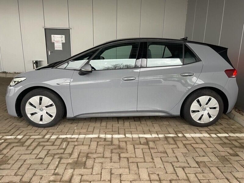 Gebraucht VW ID.3 Pure 110 kW (150 PS) 2021 Mondsteingrau Kleinwagen